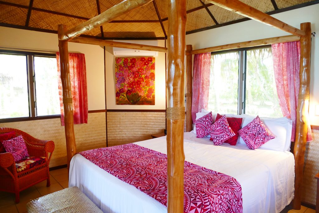 Le Vasa Resort Superior Oceanfront Poster bed